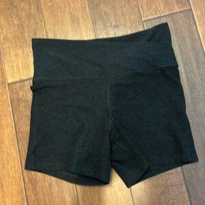 Closet cleat out Black athletic shorts cross over waist medium new